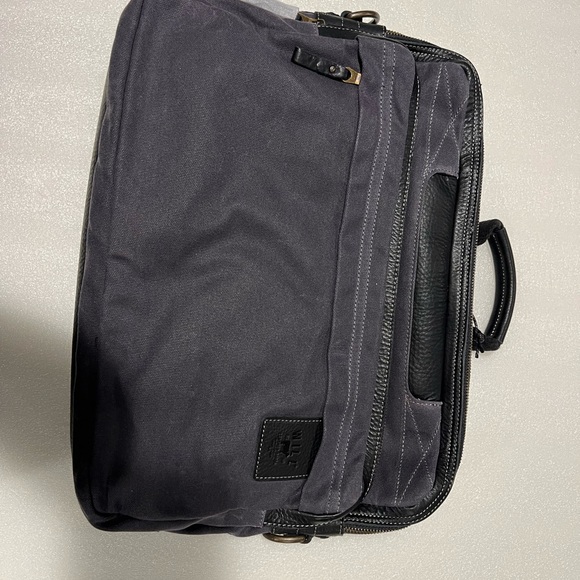 NWTWill Leather Goods The CommuterMessenger Bag